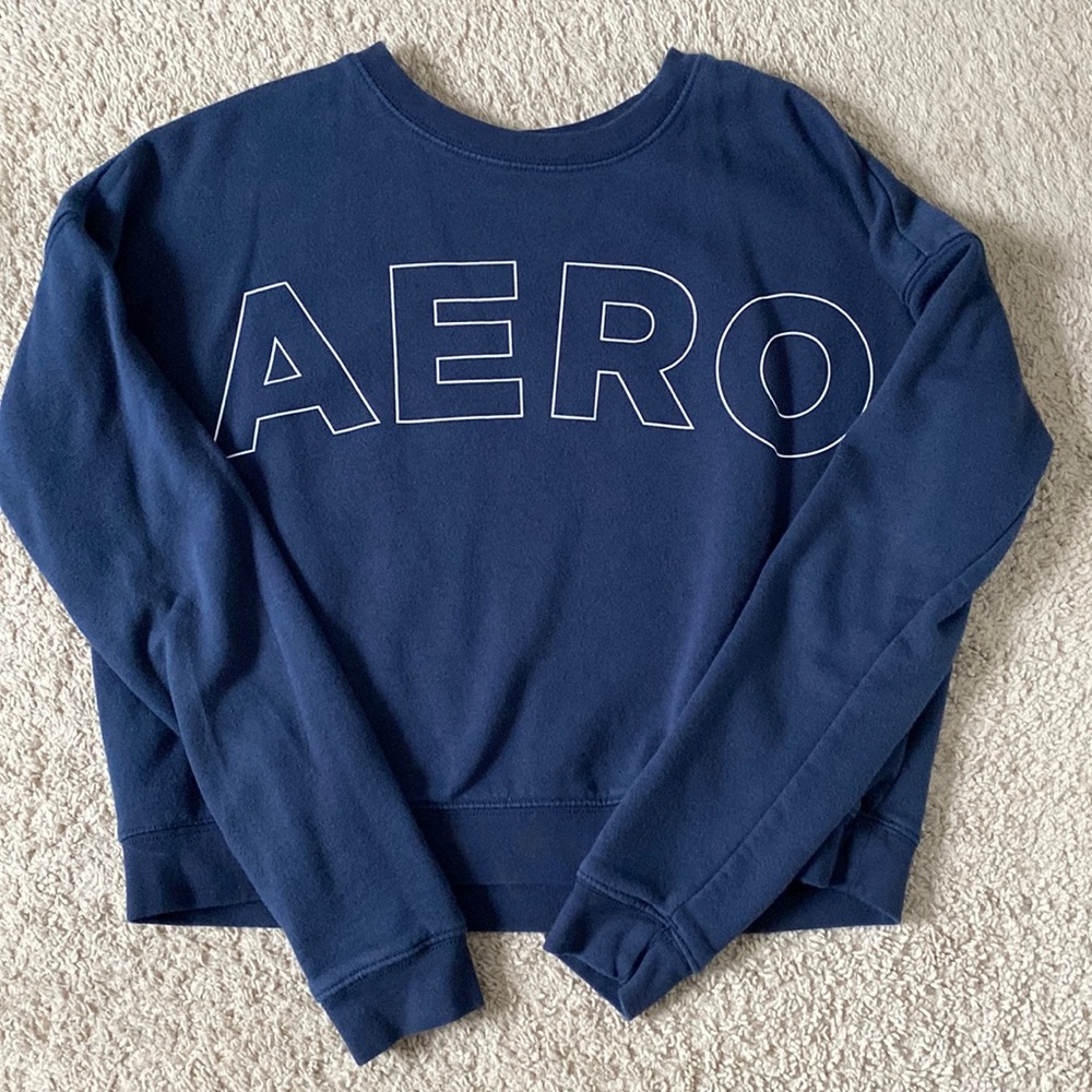 XS navy blue Aéropostale cropped crewneck